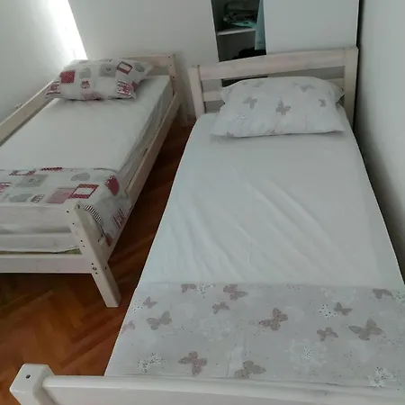 Апартаменты Spacious 2-bedroom *